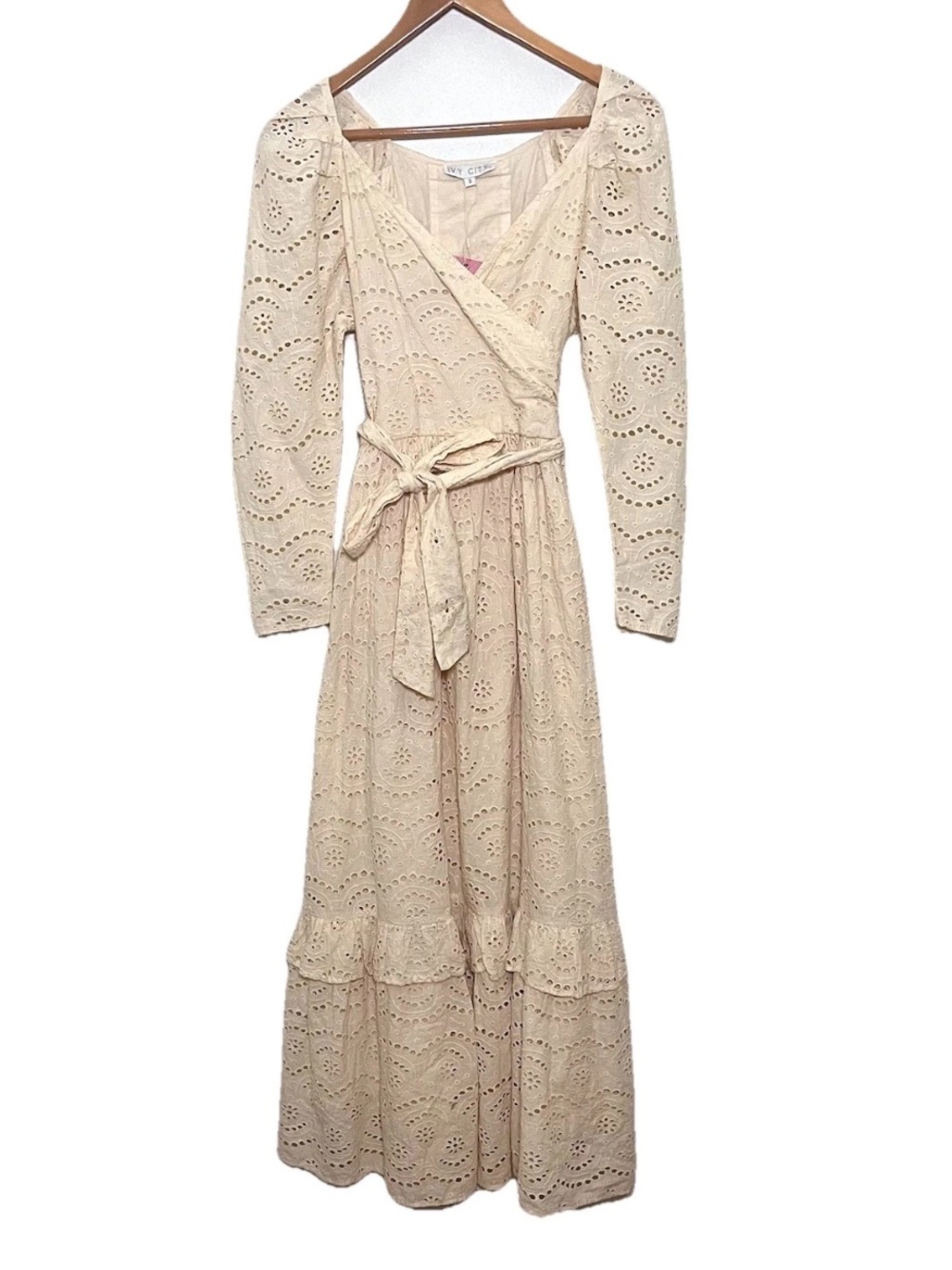 Ivy City Co Ava Dress Size Small Cream Eyelet Lace Maxi Long Sleeve Boho Cottage